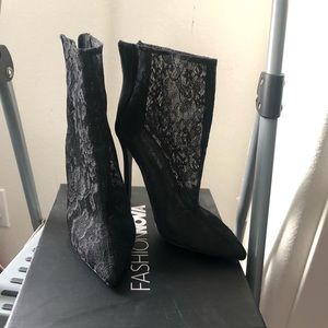 Brand new lace ankle boots
